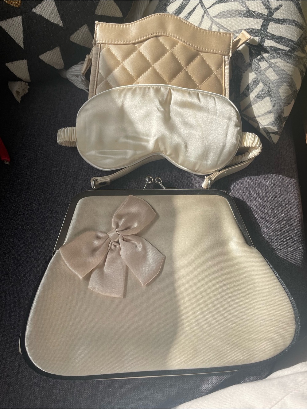 Elegant Satin Bow Clutch Bag in Champagne